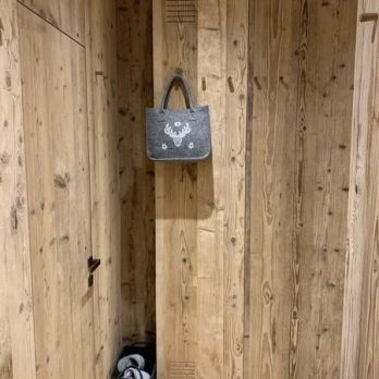 Ristrutturazione ad alta efficienza energetica eseguita con tecnologia a secco per un appartamento residenziale